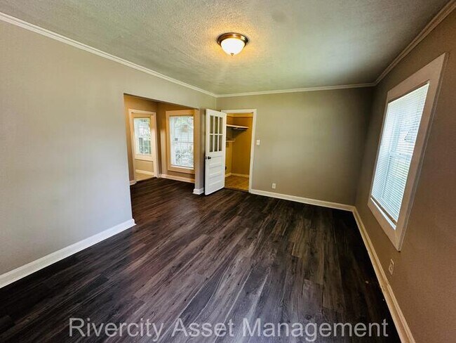 Building Photo - BERCLAIR BEAUTY, SECTION 8 WELCOMED!!!!!