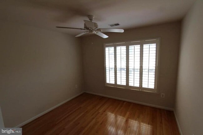 Building Photo - 10502 James Wren Way