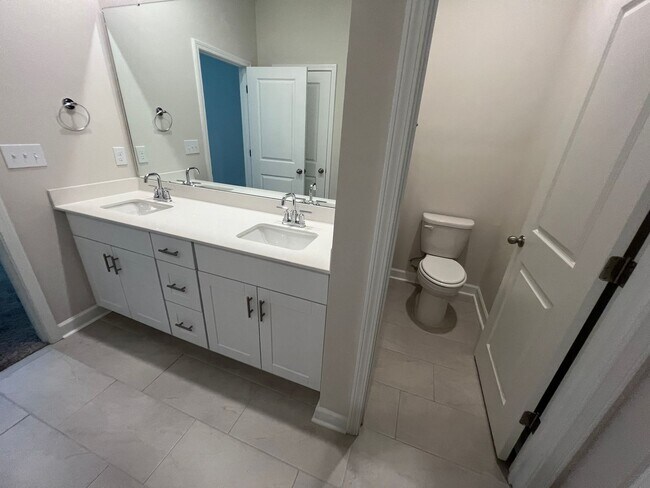 Building Photo - Little River like-new Three-Bedroom Home, ...