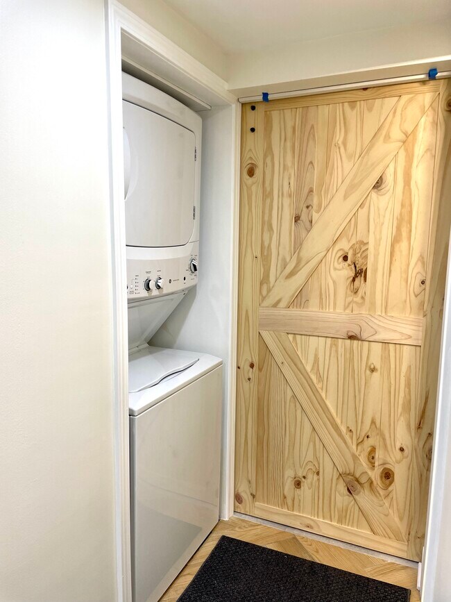 washer and dryer - 1555 E Browning Ave