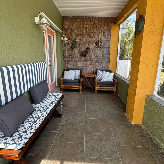 Building Photo - 42 Moody Dr