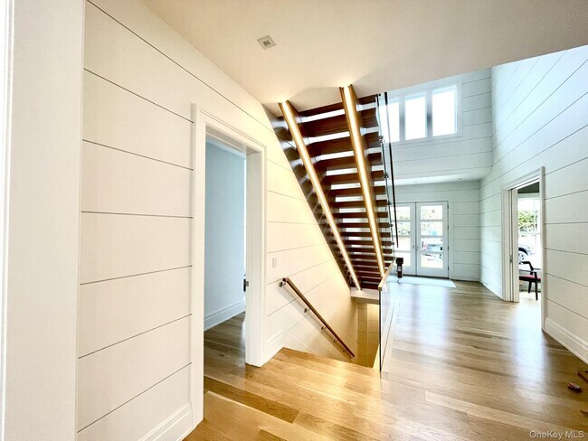 Building Photo - 59 Shinnecock Hills Rd