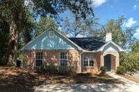 Building Photo - 1521 Cinnamon Bear Cir