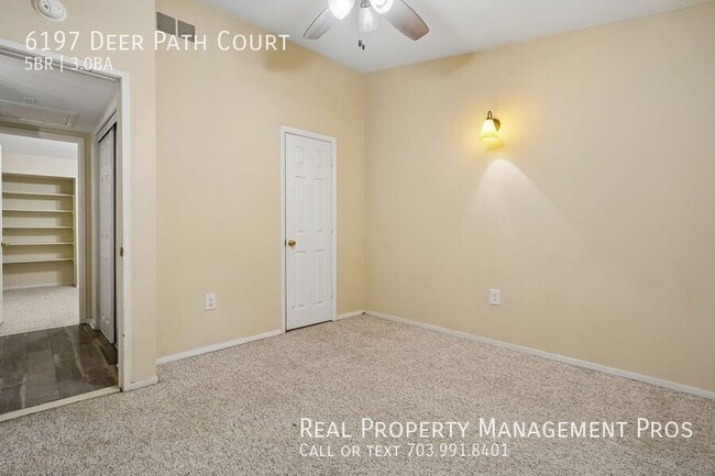 Building Photo - 6197 Deer Path Ct