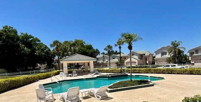 Building Photo - 3 Bedroom 2.5 Bath Cinnamon Bay Home with ...