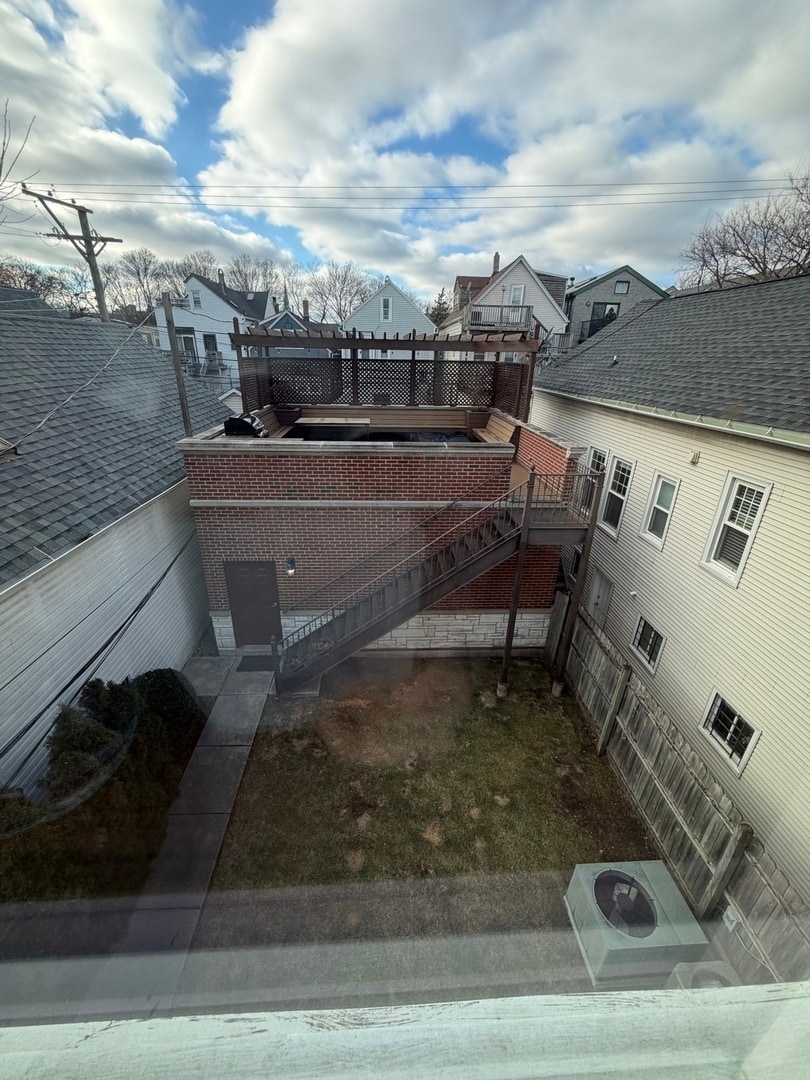 Building Photo - 3016 N Clifton Ave