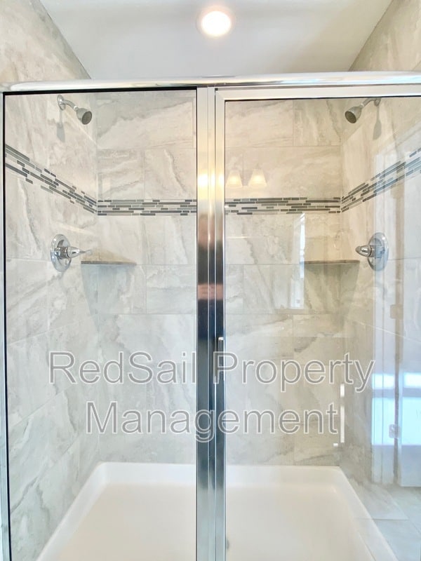 Building Photo - 2758 McKann Ave