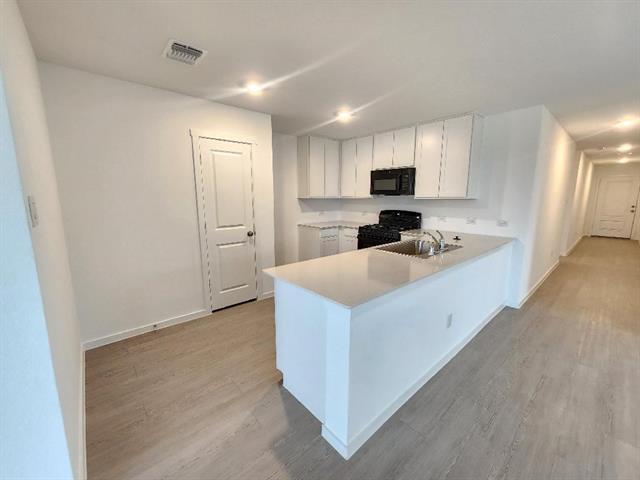 Building Photo - 309 Woodbridge Ln