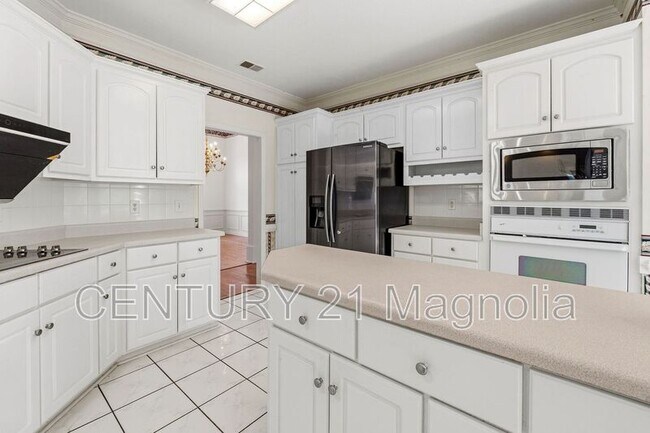 Building Photo - 790 Prairie Ln