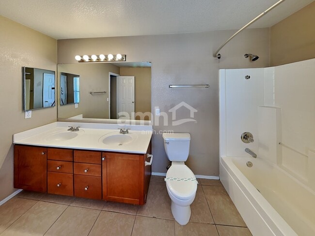 Building Photo - 2683 S Sailors Way