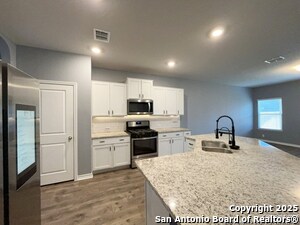 Building Photo - 14047 Mudstone St