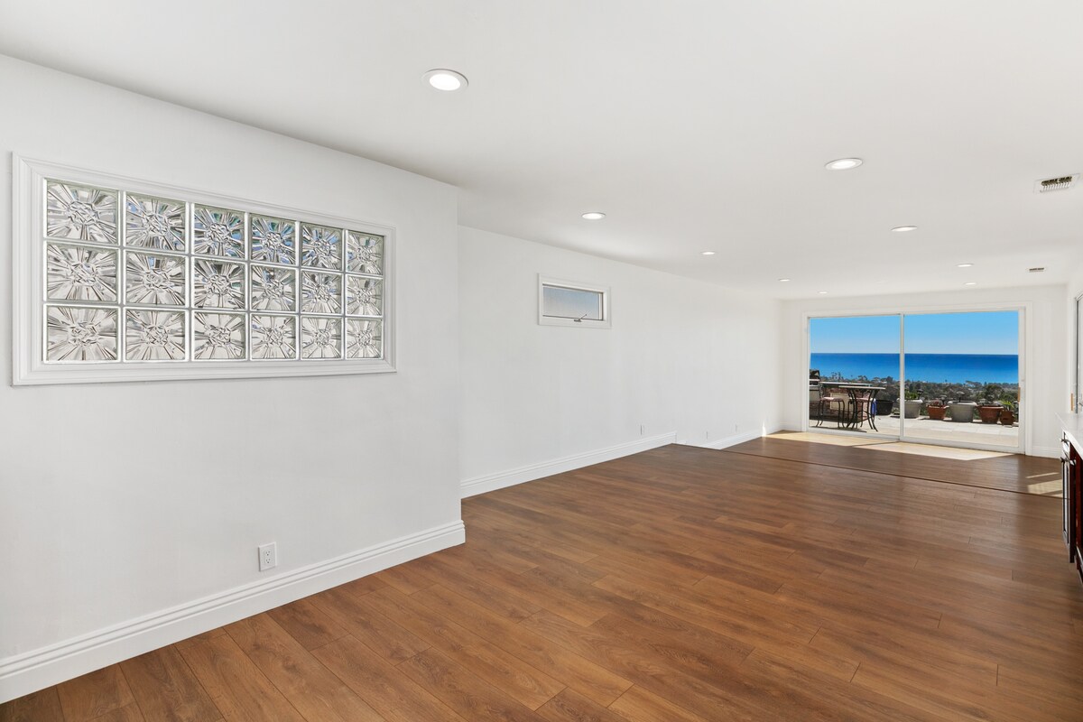 Building Photo - 4013 Via Manzana