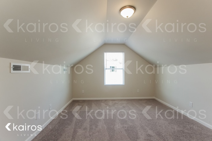 Building Photo - 1190 Silvertrace Dr