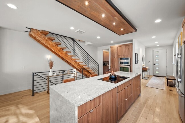 Building Photo - 3448 W 36th Ave