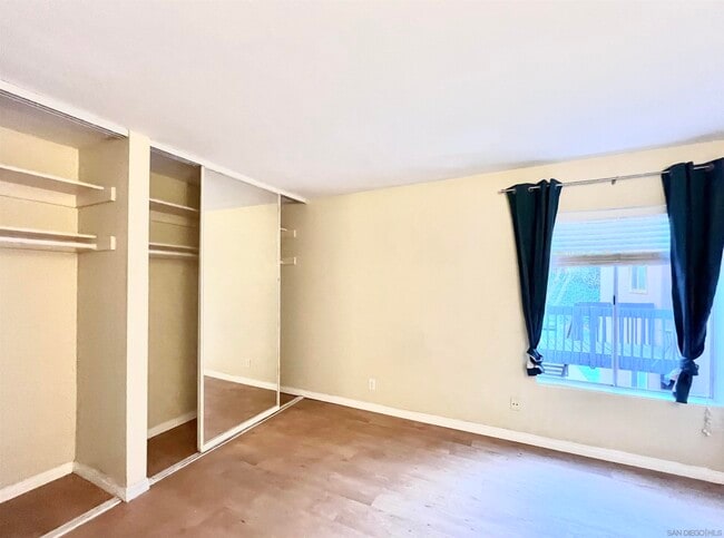 Building Photo - 17093 Rancho Bernardo