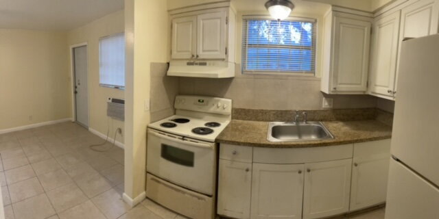 Building Photo - Spacious 1-Bedroom Home Offering Comfort a...
