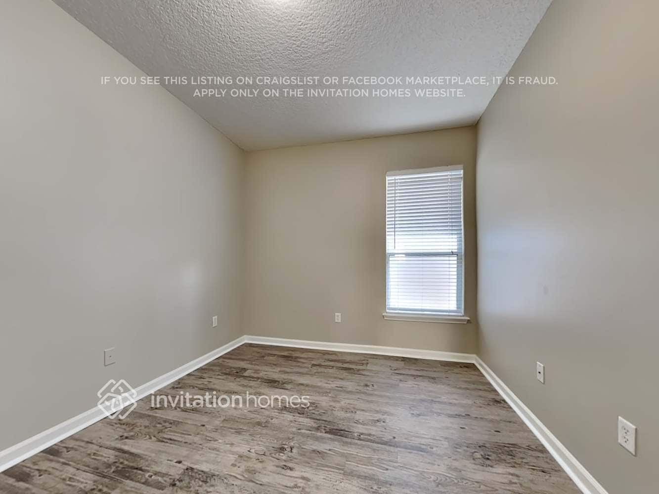 Building Photo - 3813 Westridge Dr