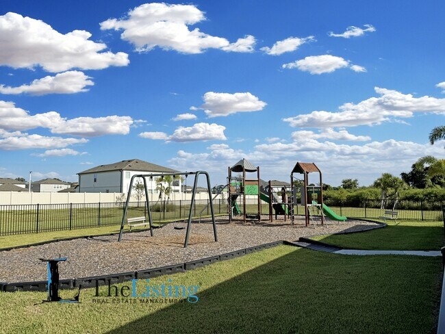 Building Photo - 3023 Adams Cross Dr