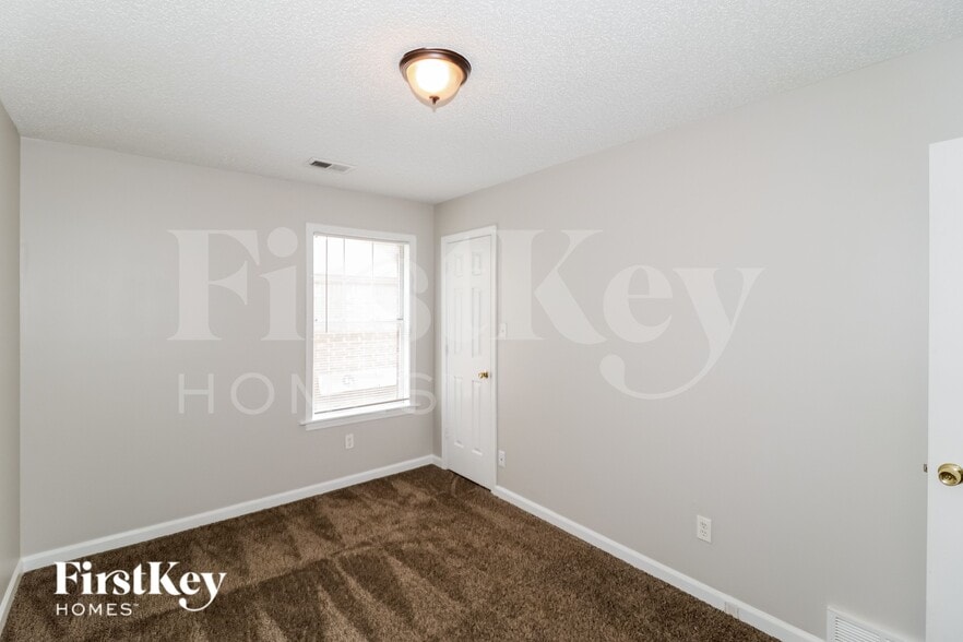 Building Photo - 7367 Old Dominion Ct