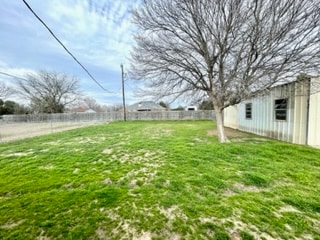 Building Photo - 396 Fernwood Dr