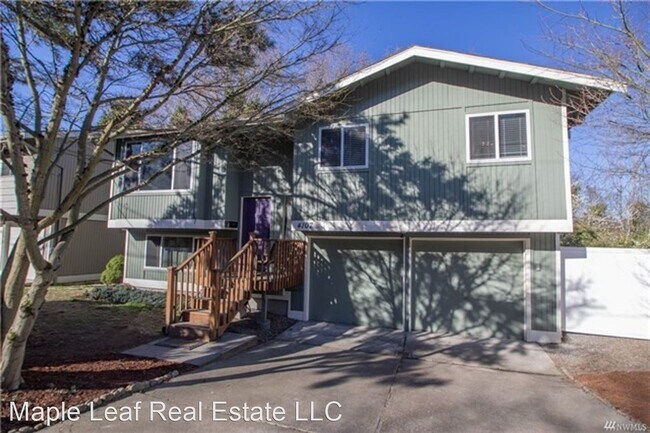 Primary Photo - 4 br, 2.5 bath House - 4107 23rd Ave SW