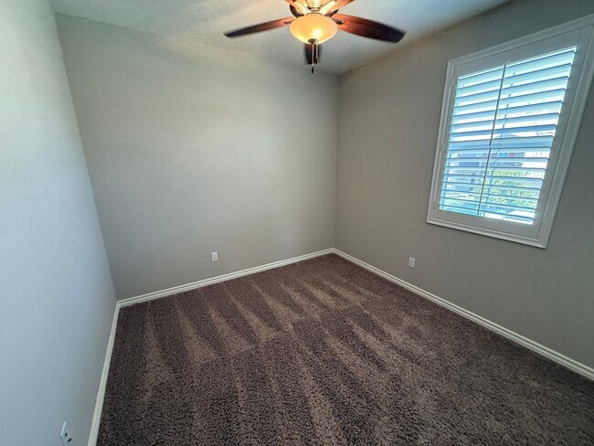 Building Photo - Stunning 4-Bedroom Home with Solar, EV Charger, and a Loft in Valencia
