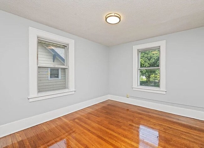 Building Photo - 191 Westfield St