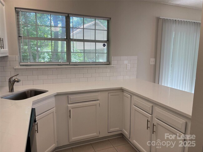 Building Photo - 3710 Burntwood Ct