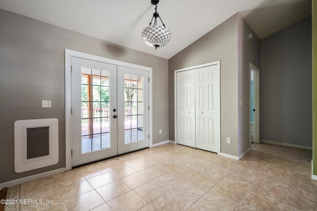 Building Photo - 193 Ivy Lakes Dr