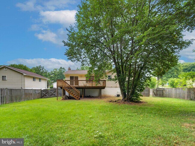 Building Photo - 2903 Ivy Bridge Rd