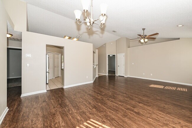 Building Photo - 2968 Waters View Cir