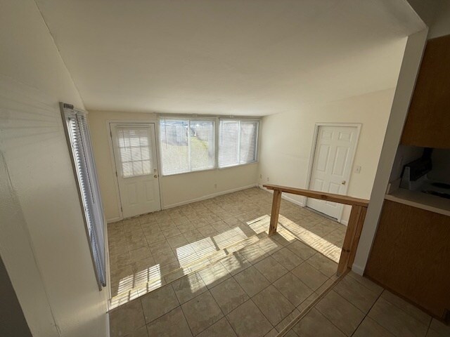 Building Photo - 105 Grandview Dr