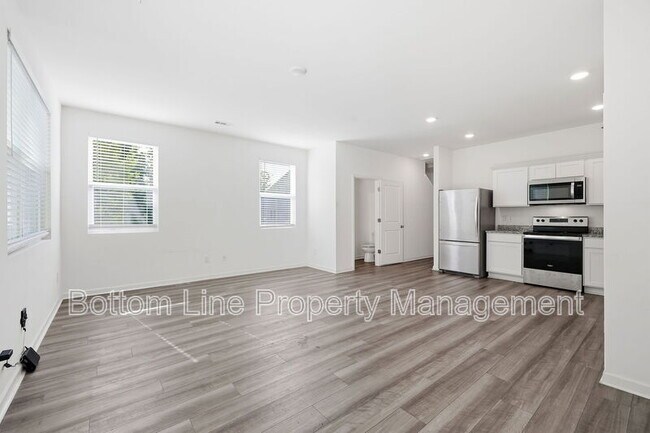 Building Photo - 1117 Dakine Dr