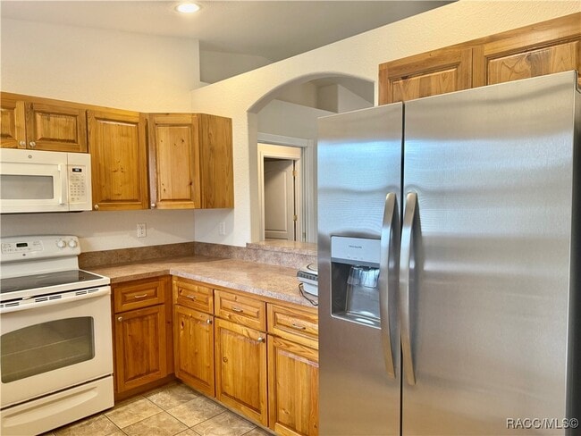 Building Photo - 5768 N Summerfield Point