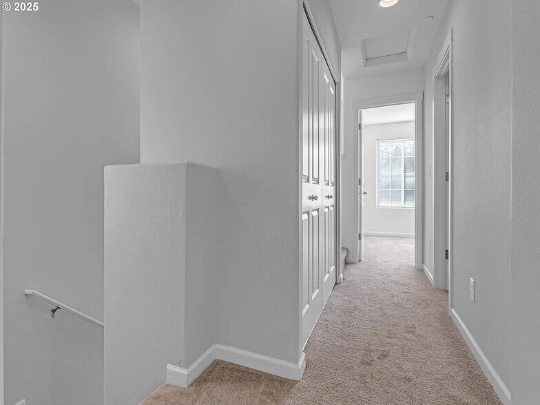 Building Photo - 13552 SW Beach Plum Terrace