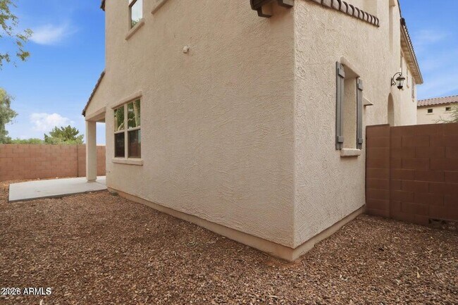 Building Photo - 1942 S Sycamore Pl