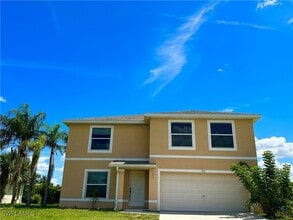 Building Photo - 1707 SW 4th Pl
