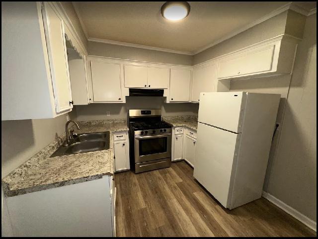 Building Photo - 7409 Skylark Dr