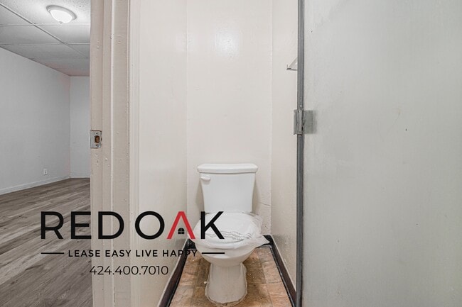 Building Photo - 627 Normandie Ave