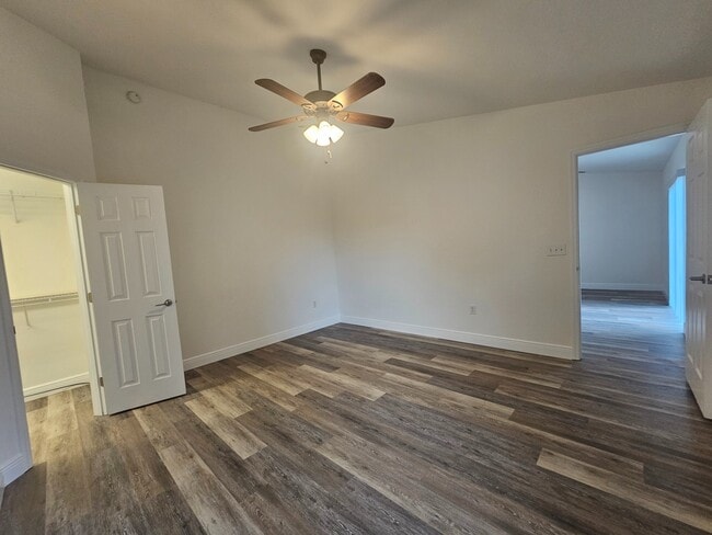 Building Photo - 308 Highland Meadows Dr