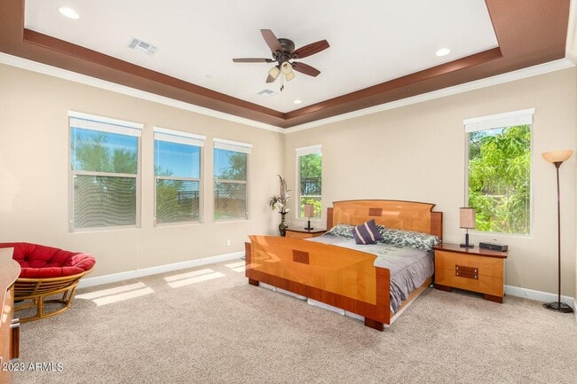 Building Photo - Gorgeous 5 bed 4.5 bath single level home in Scottsdale