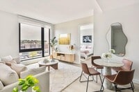 Building Photo - 2 bedroom in Queens NY 11377