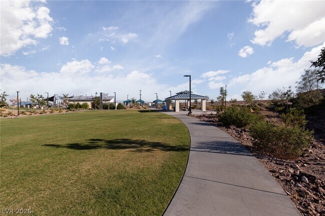 Building Photo - 2448 Bellinzona Pl