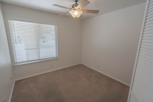 Building Photo - Single Story 3 Bedroom Home for Rent in Ca...