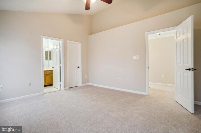 Building Photo - 9238 Lorton Valley Rd
