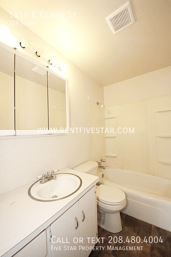 Building Photo - 1410 E Clark St