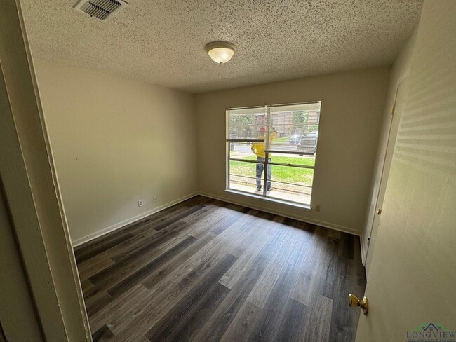 Building Photo - 3500 Denson Dr