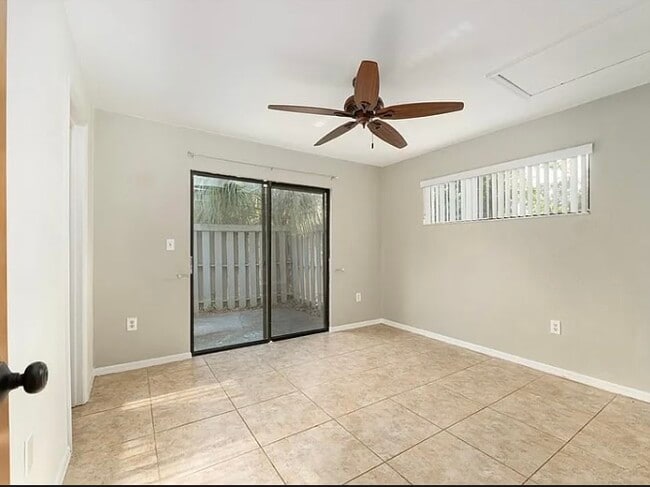 Building Photo - 3468 NW 37th Ave