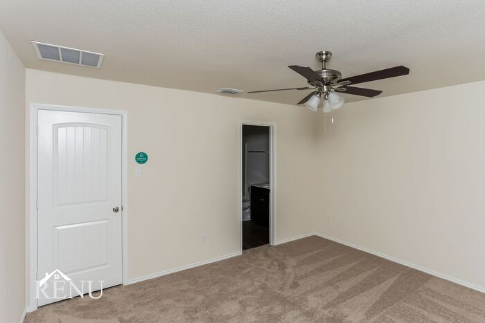 Building Photo - 4115 Wintergreen Dr