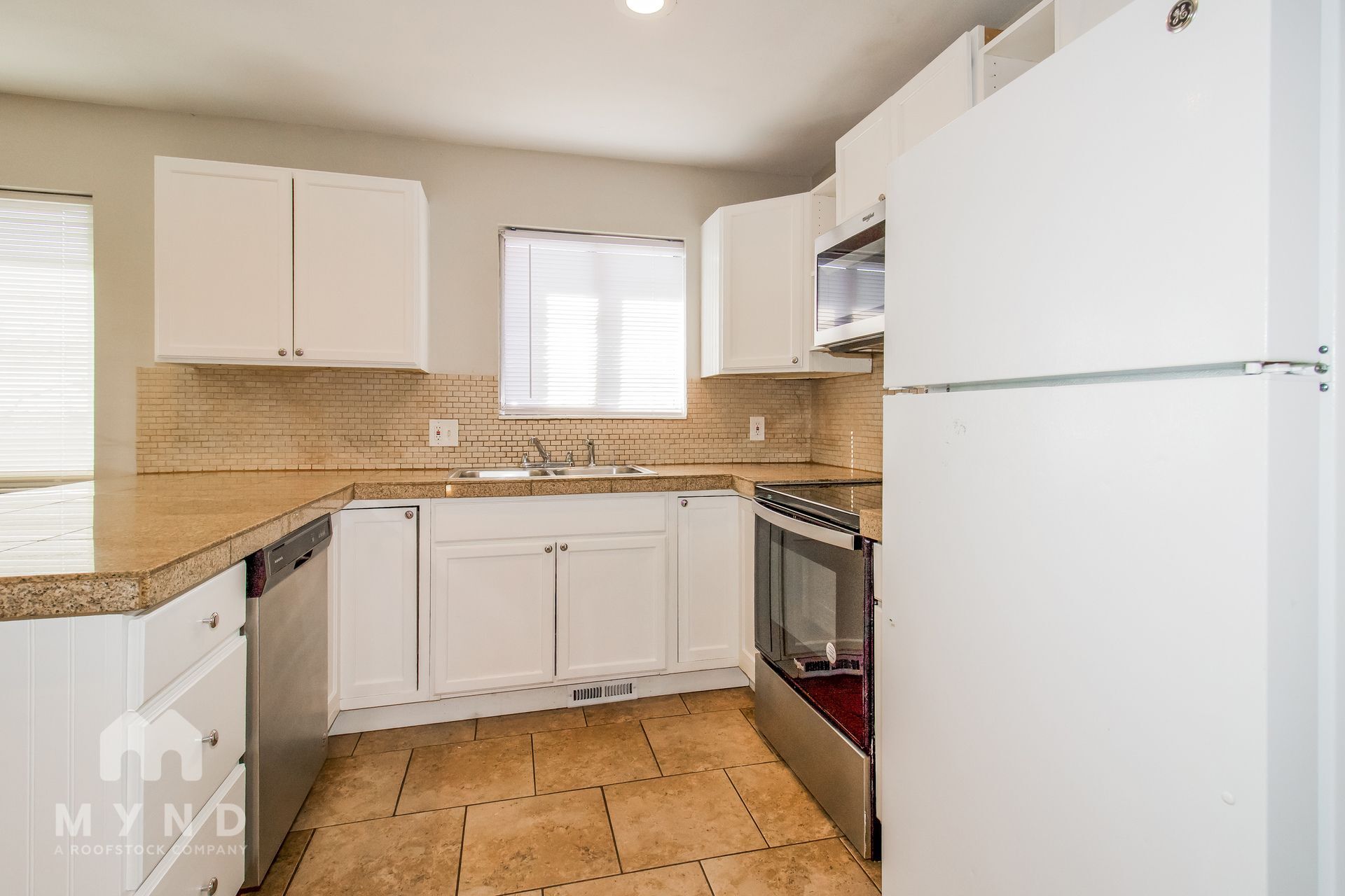 Building Photo - 9548 S 1210 E